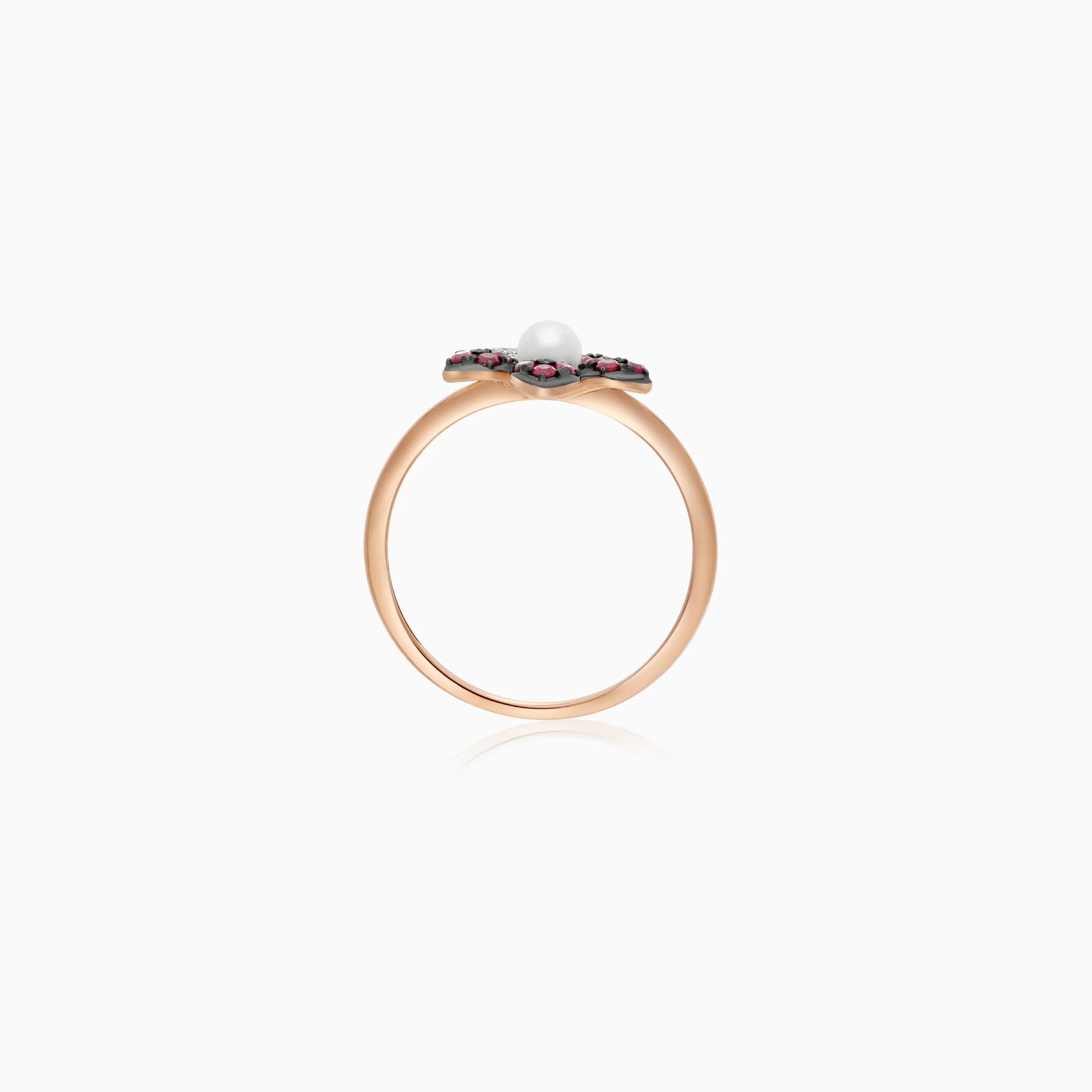 18k rose gold ring with a flower shape on the top decorated with natural diamonds, ruby stones and a single pearl in the center - Image 3