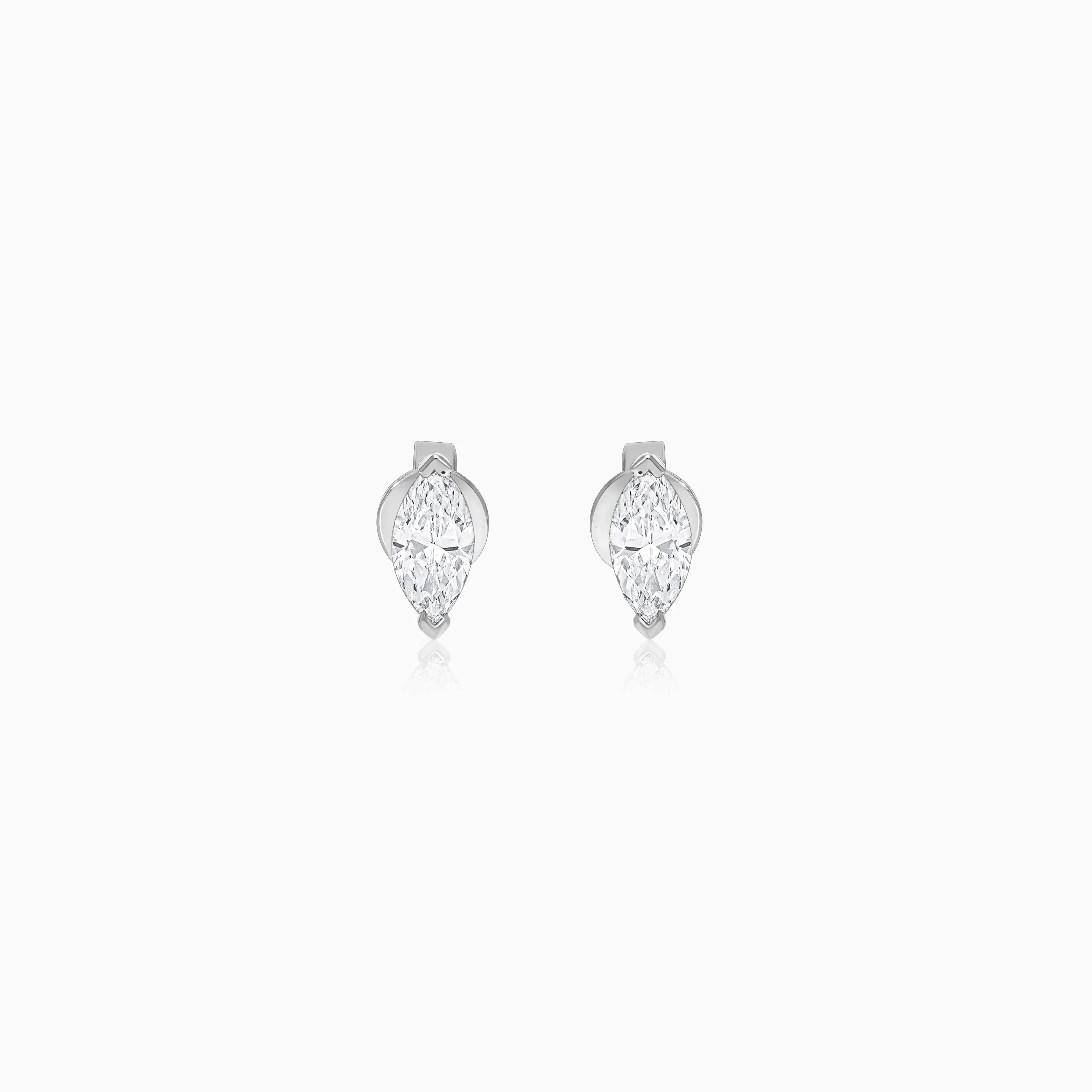 18k white gold earrings decorated with natural diamond marquise-cut shape  -  Solitaire collection - Image 3