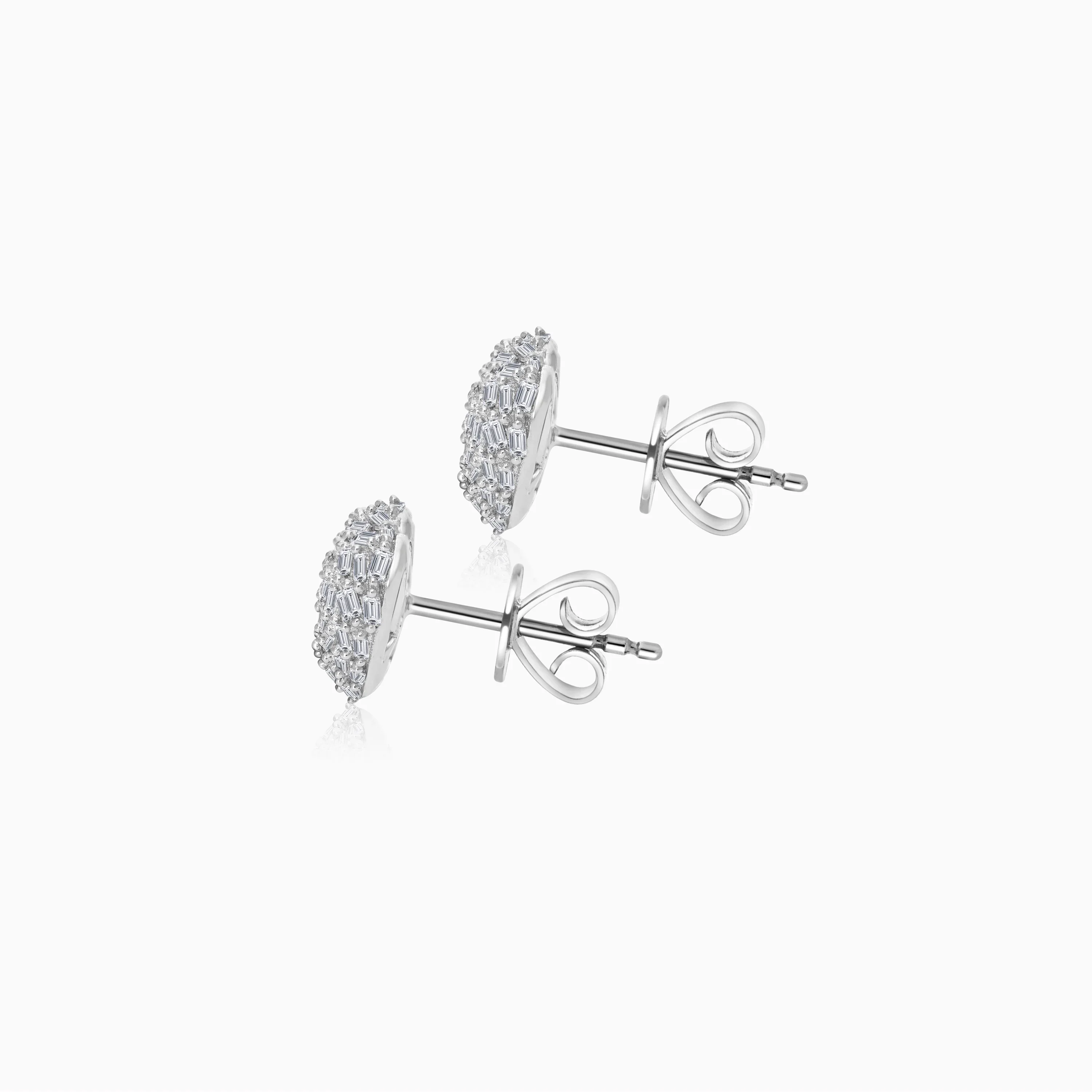18K WHITE GOLD EARRINGS IN HEART SHAPE DECORATED WITH NATURAL DIAMOND BAGUETTE - Image 3