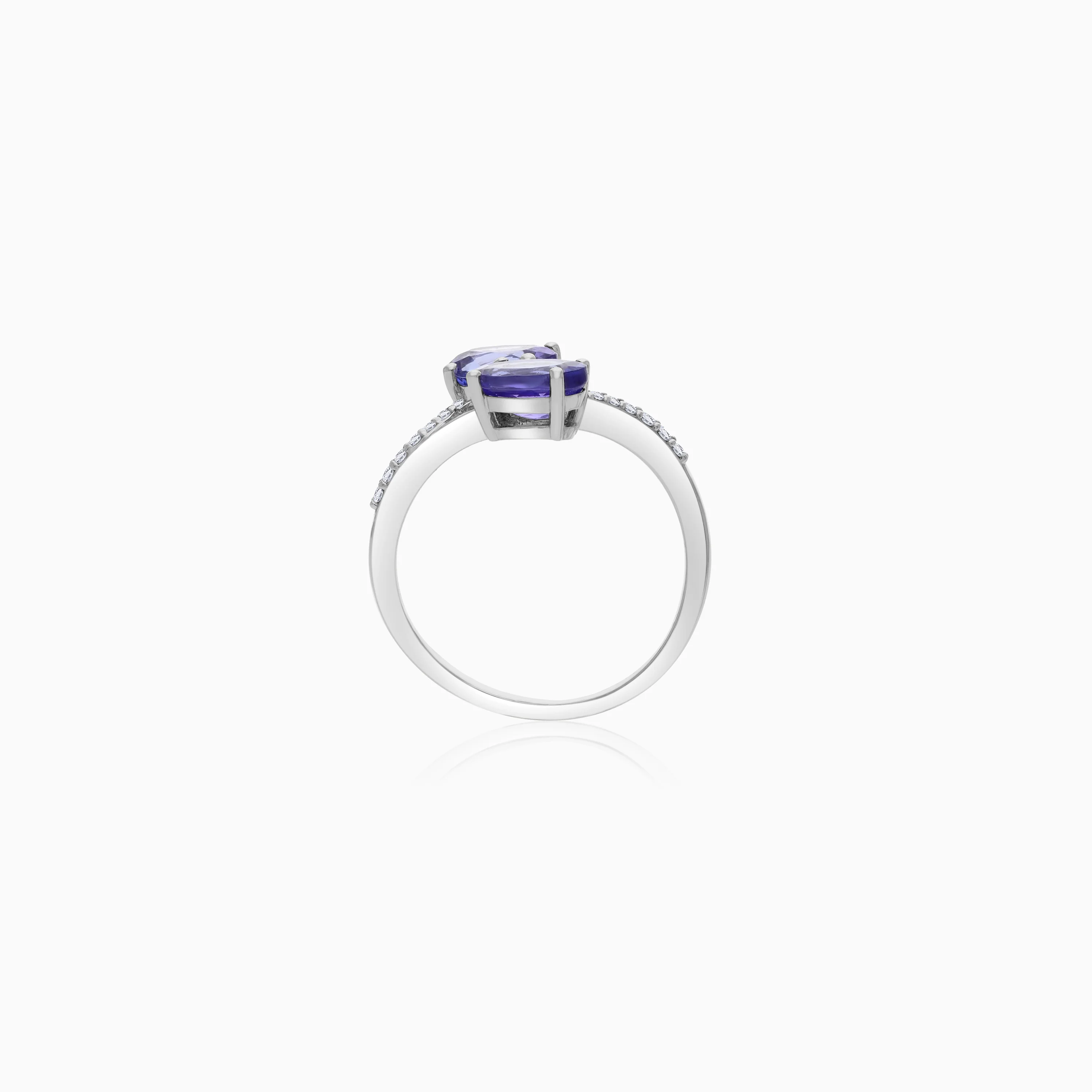 18K White Gold Natural Tanzanite & Diamonds Ring - Image 3