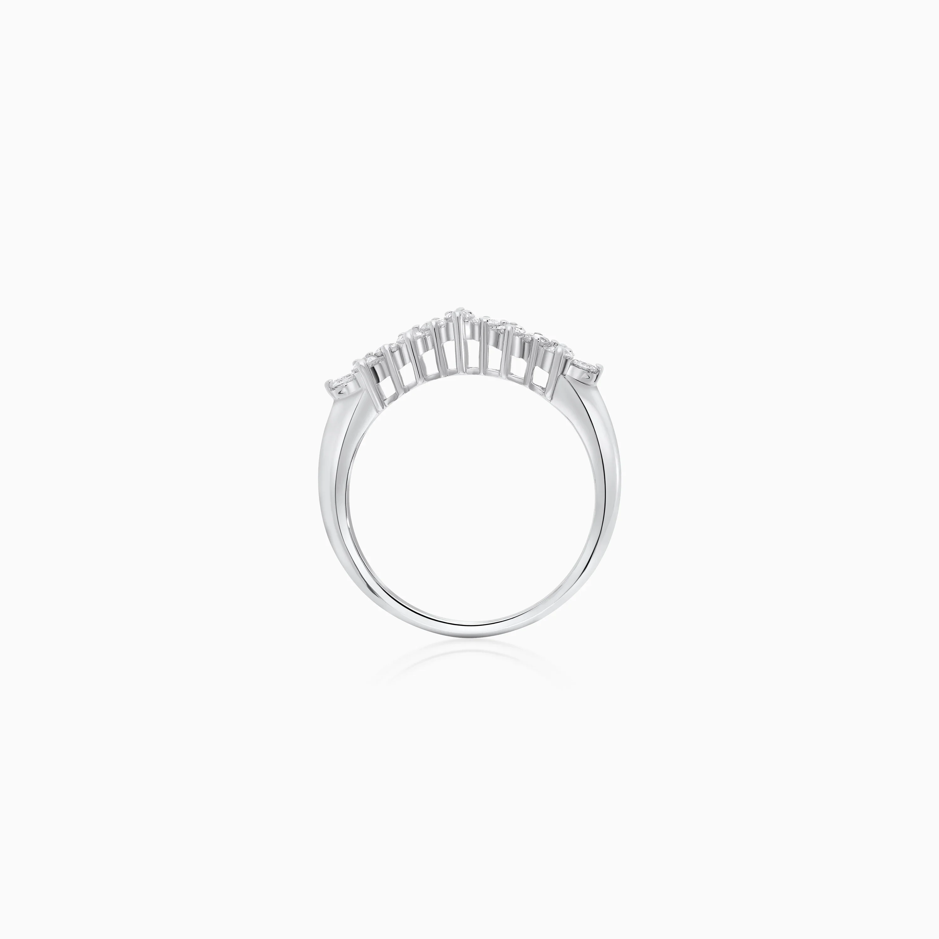 18k white gold ring decorated with natural diamonds stones - Image 3