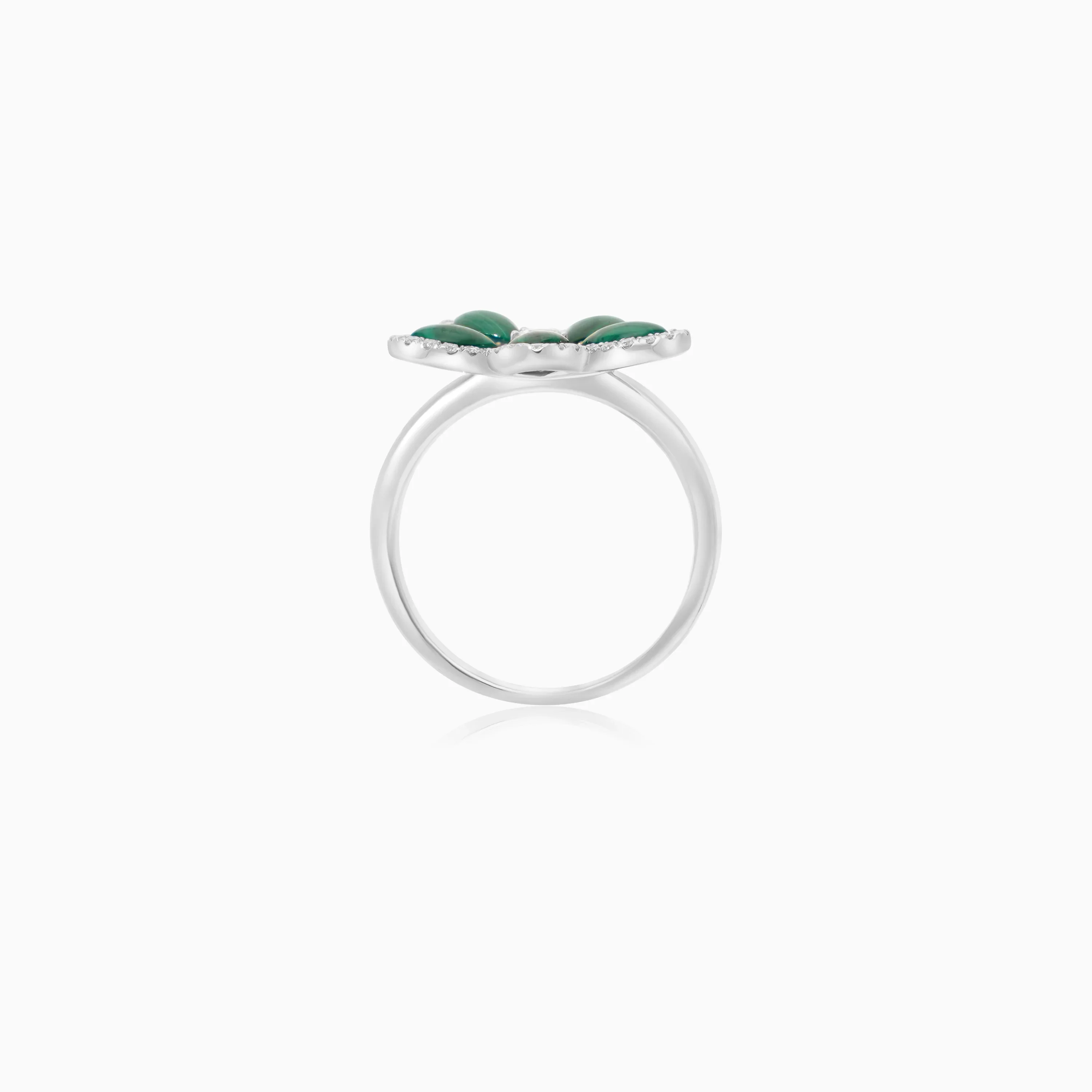 18K White Gold Flower Ring with Diamonds and Malachite – Mosaic Collection - Image 4