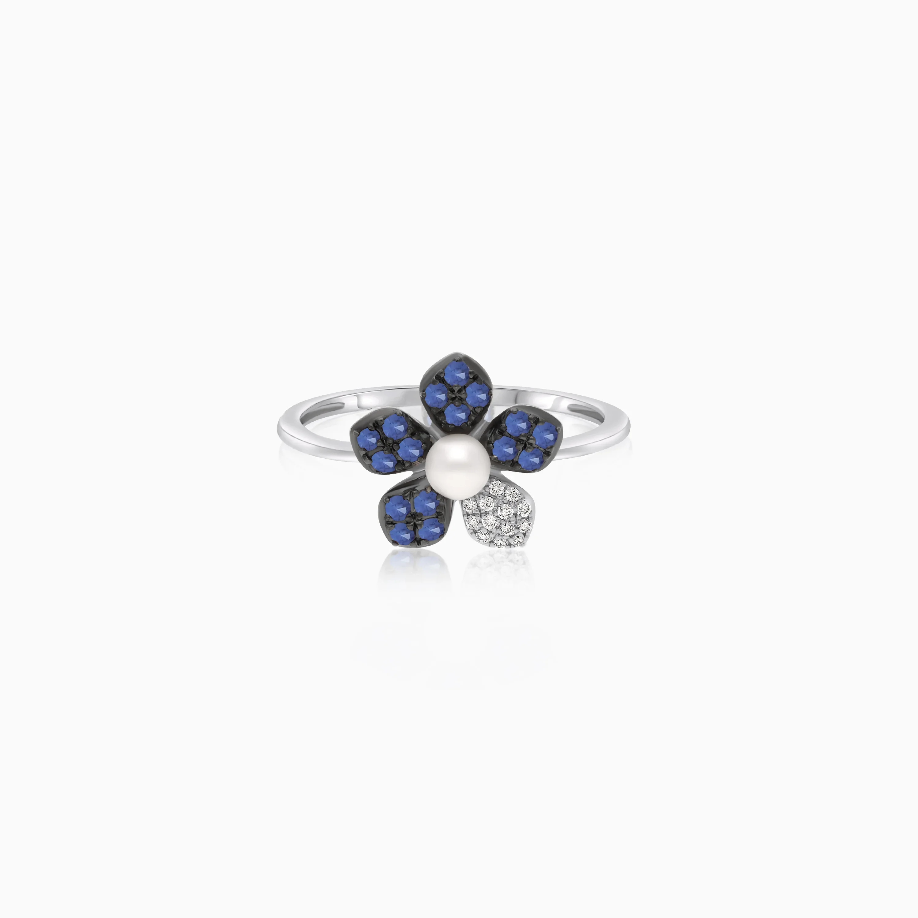 18k white gold ring with a flower shape on the top decorated with natural diamond, Sapphire stones and single pearl in the center - Image 2