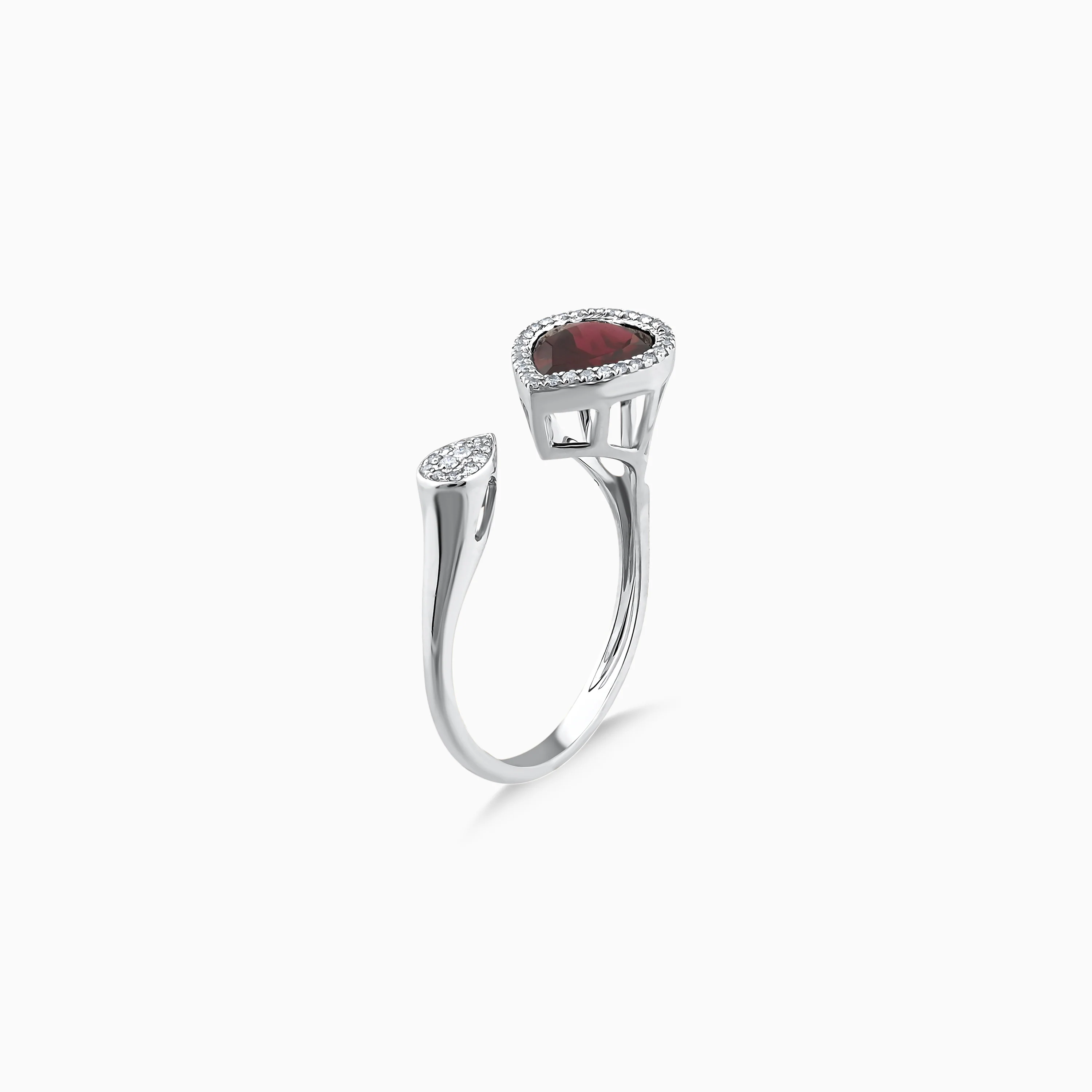 18K White Gold Ring with Garnet and Diamonds - Rabiya Collection - Image 4