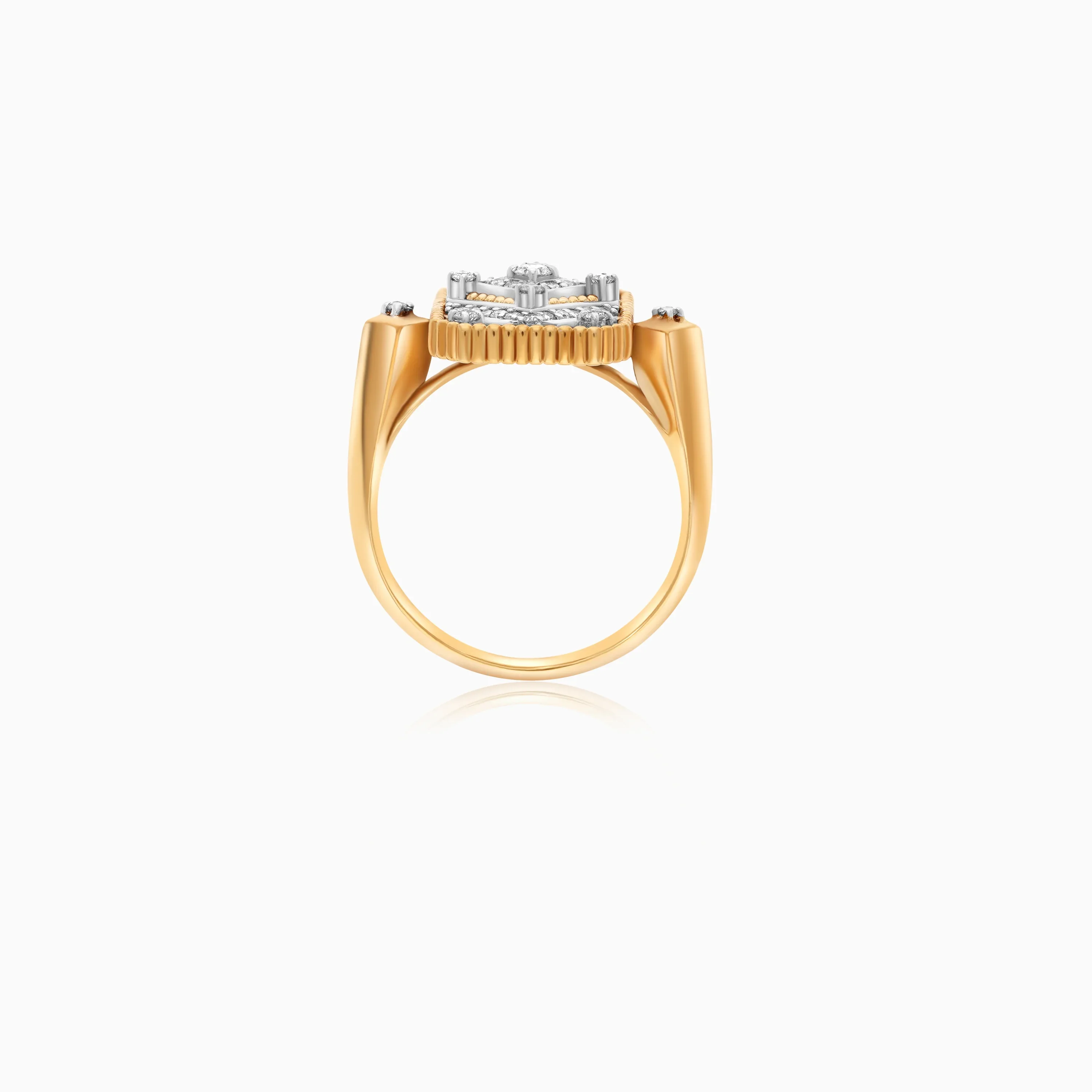18K Yellow and White Gold Ring Decorated with Natural Diamond Stones from the Tablah Diamond Collection - Image 4