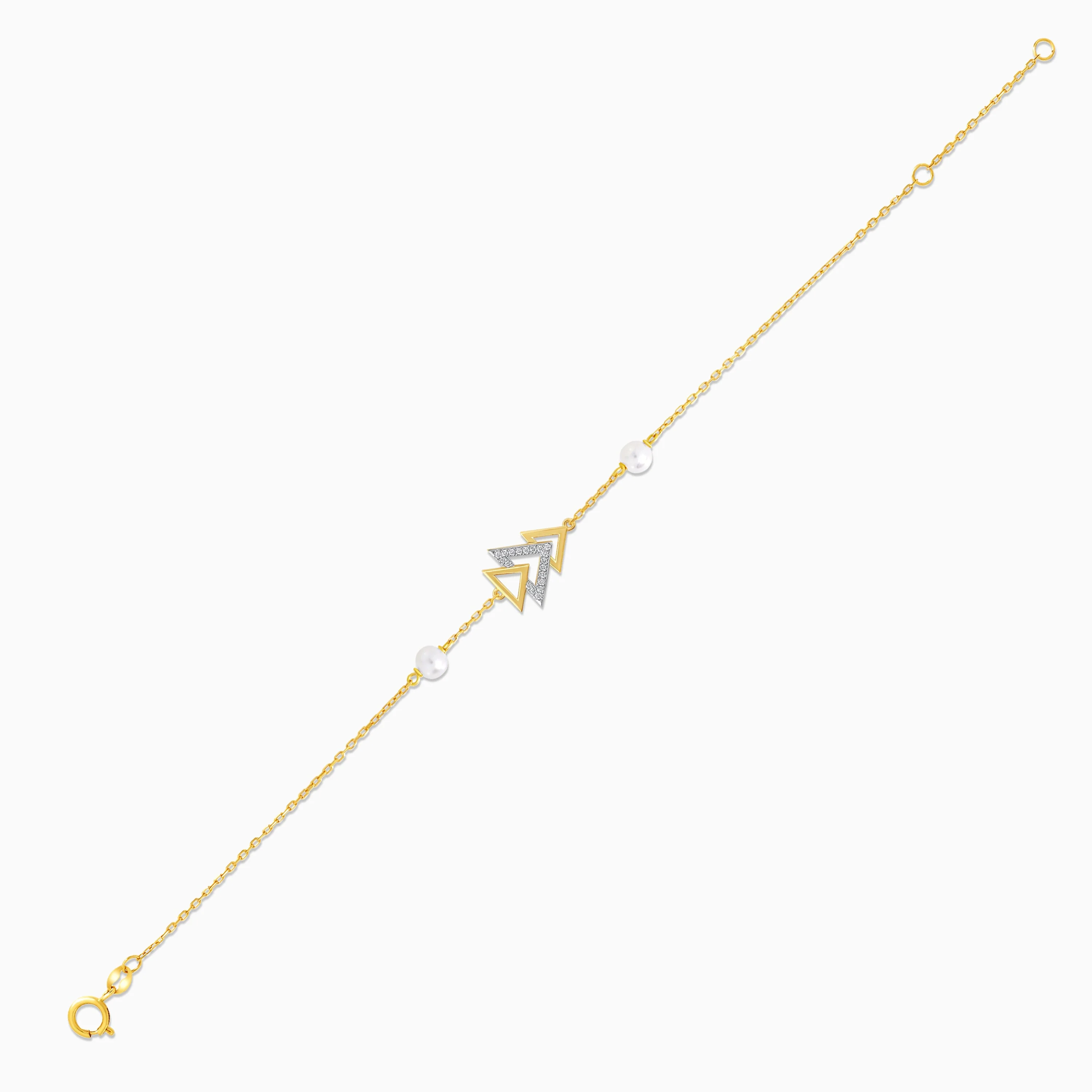 18k yellow gold bracelet adorned with two arrow-shaped and one accented with sparkling diamonds and pearls on the sides | Danah - Image 3