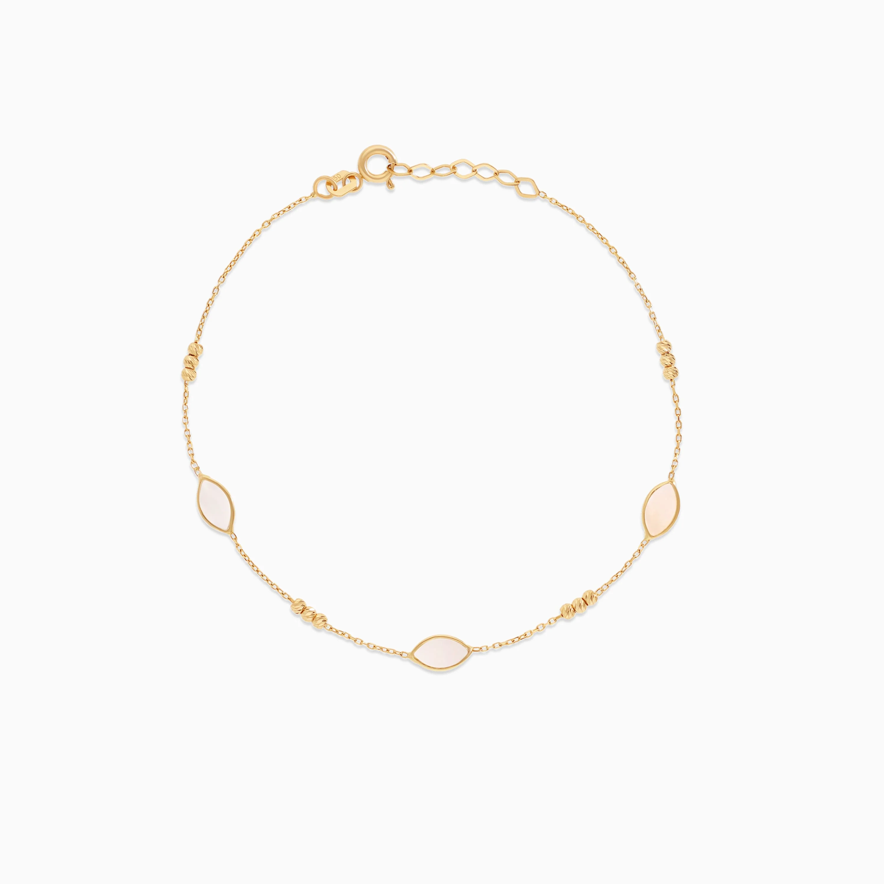 Mother of Pearl Oval Bracelet in 18K Yellow Gold – Eclat Collection - Image 3
