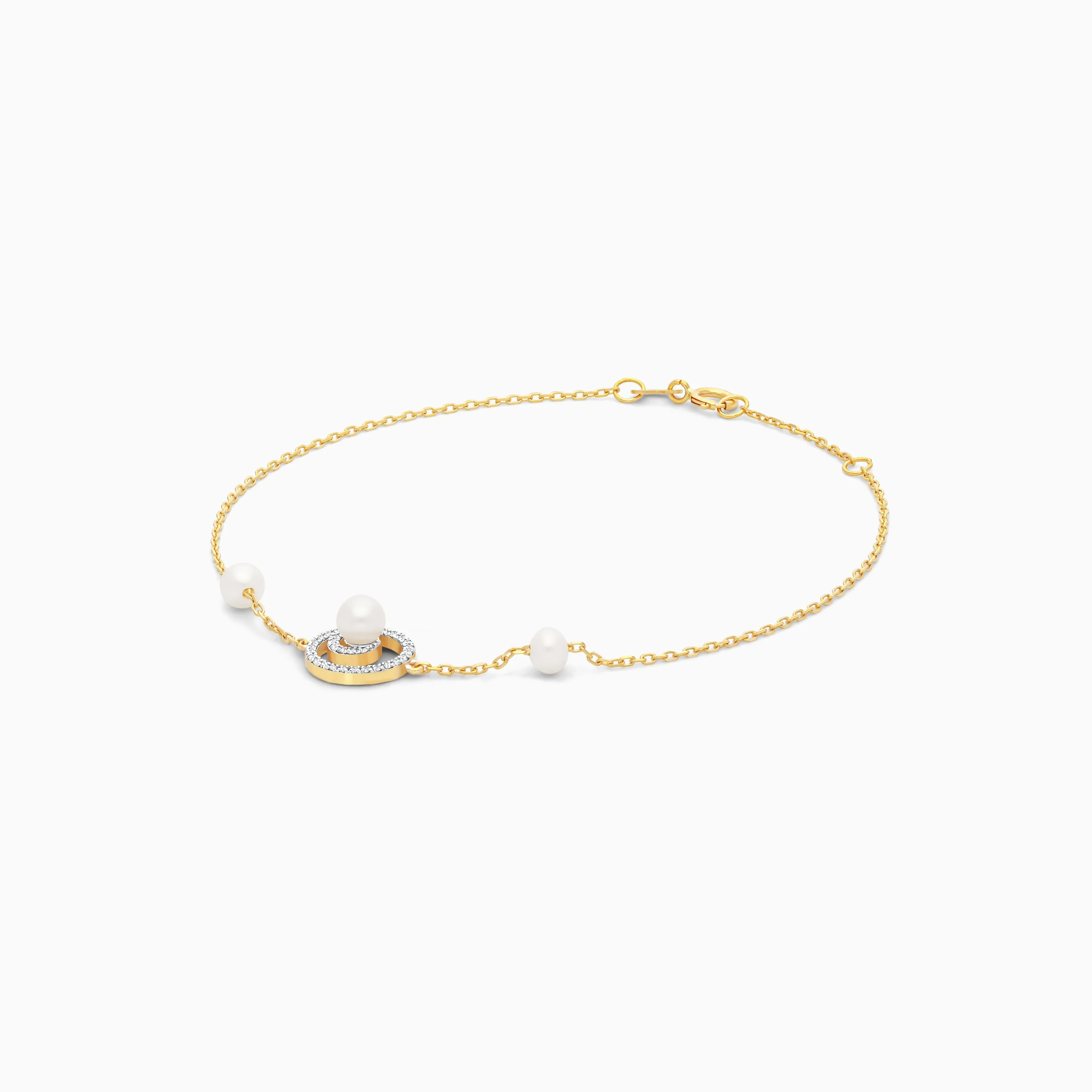 18k yellow gold circle-shaped bracelet decorated with natural diamonds and pearls – danah diamond collection - Image 3