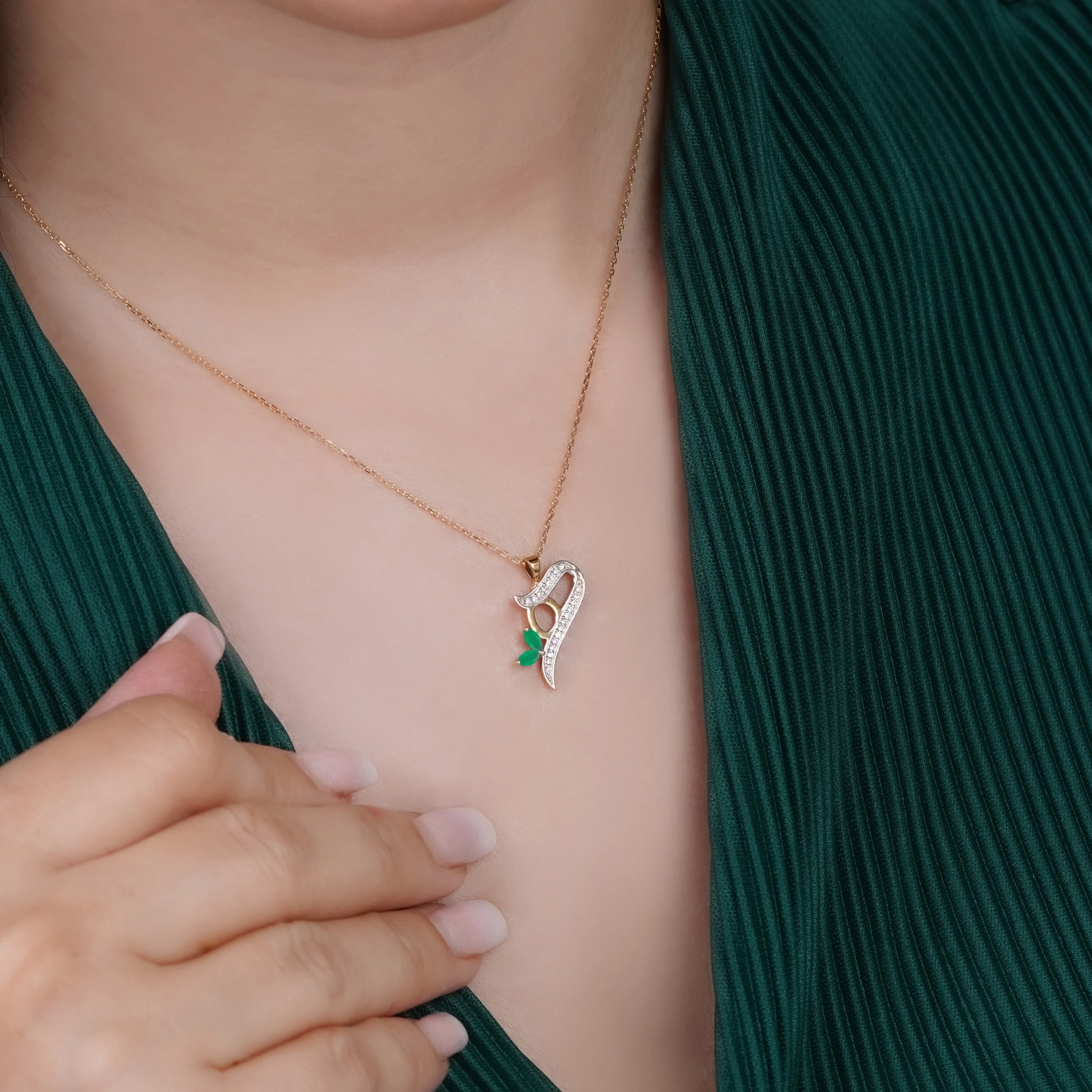 18k Yellow Gold 'Haa' Arabic Letter Necklace with Natural Diamonds & Agate | Horoufi Diamond Collection - Image 2
