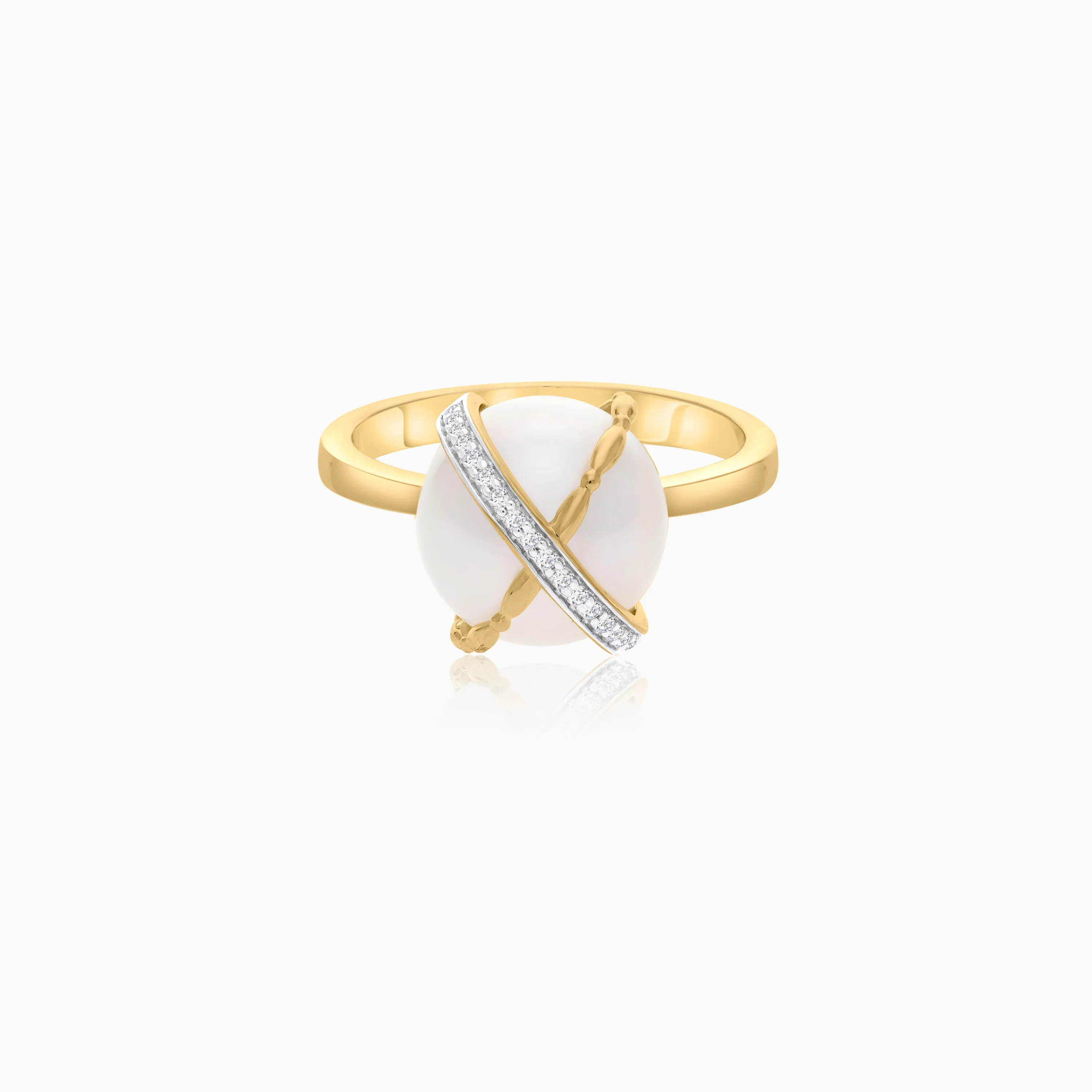 18K Yellow Gold Ring with Pearl and Natural Diamond | Danah Collection - Image 3
