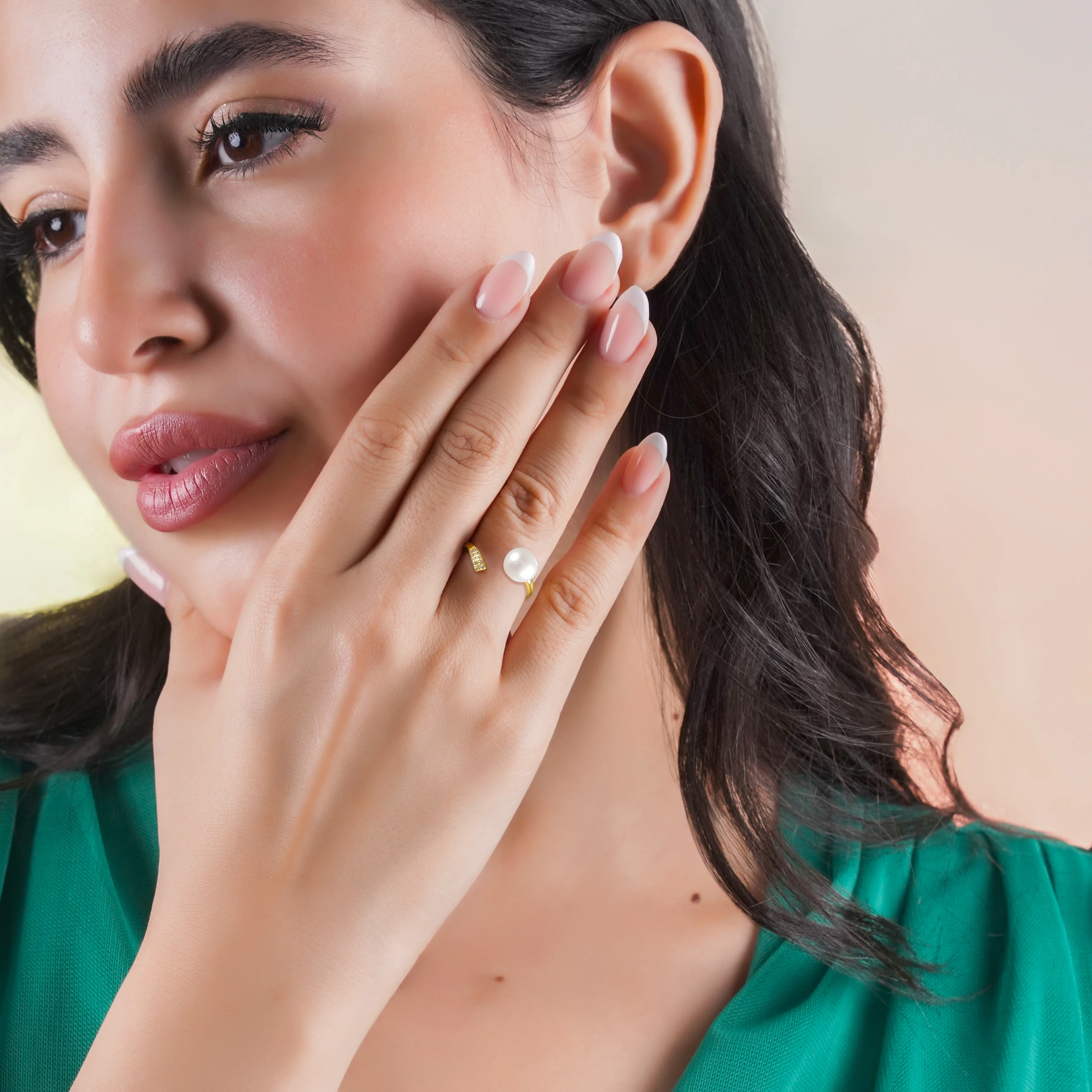 18k yellow gold open ring decorated with single pearl and zircon stones | Danah Collection - Image 2