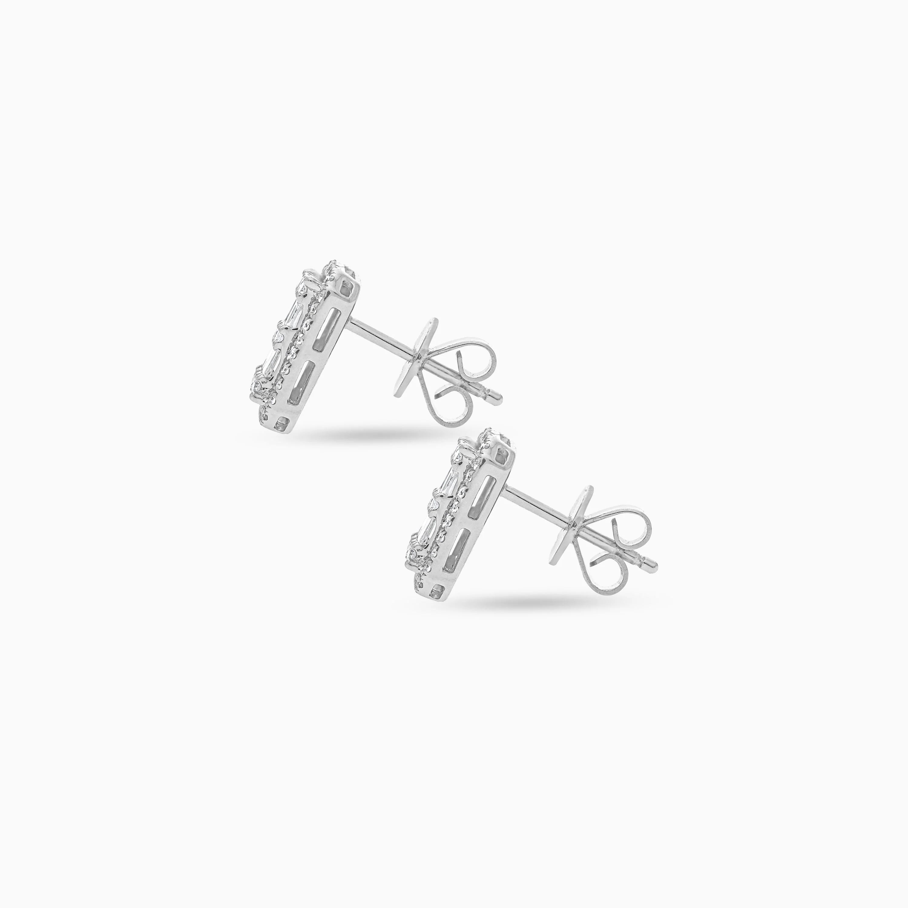 18K White Gold Rectangle-Shaped Stud Earrings with Natural Diamonds – Carré Collection - Image 4