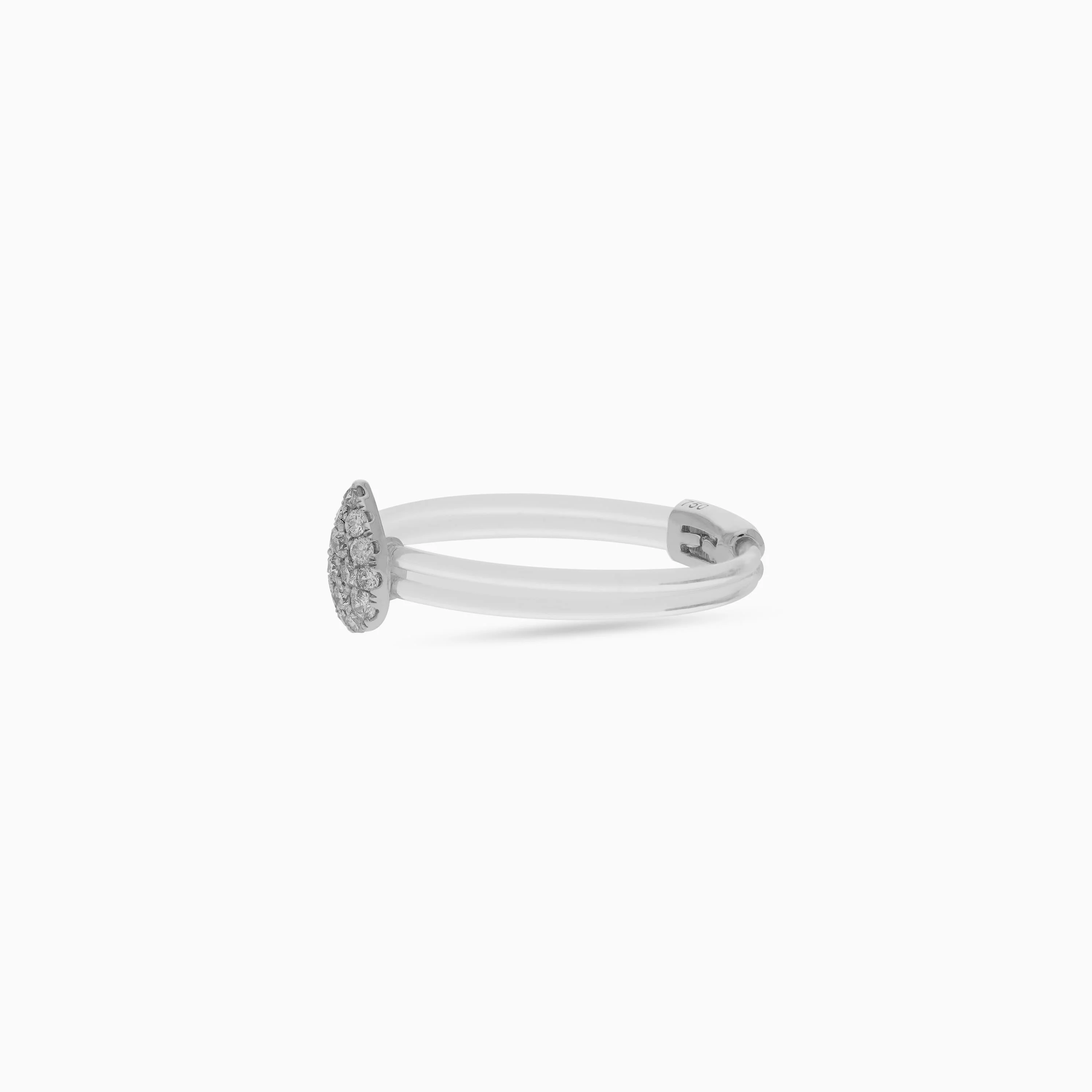 18K White Gold Fish Thread Ring – Floats Collection - Image 4