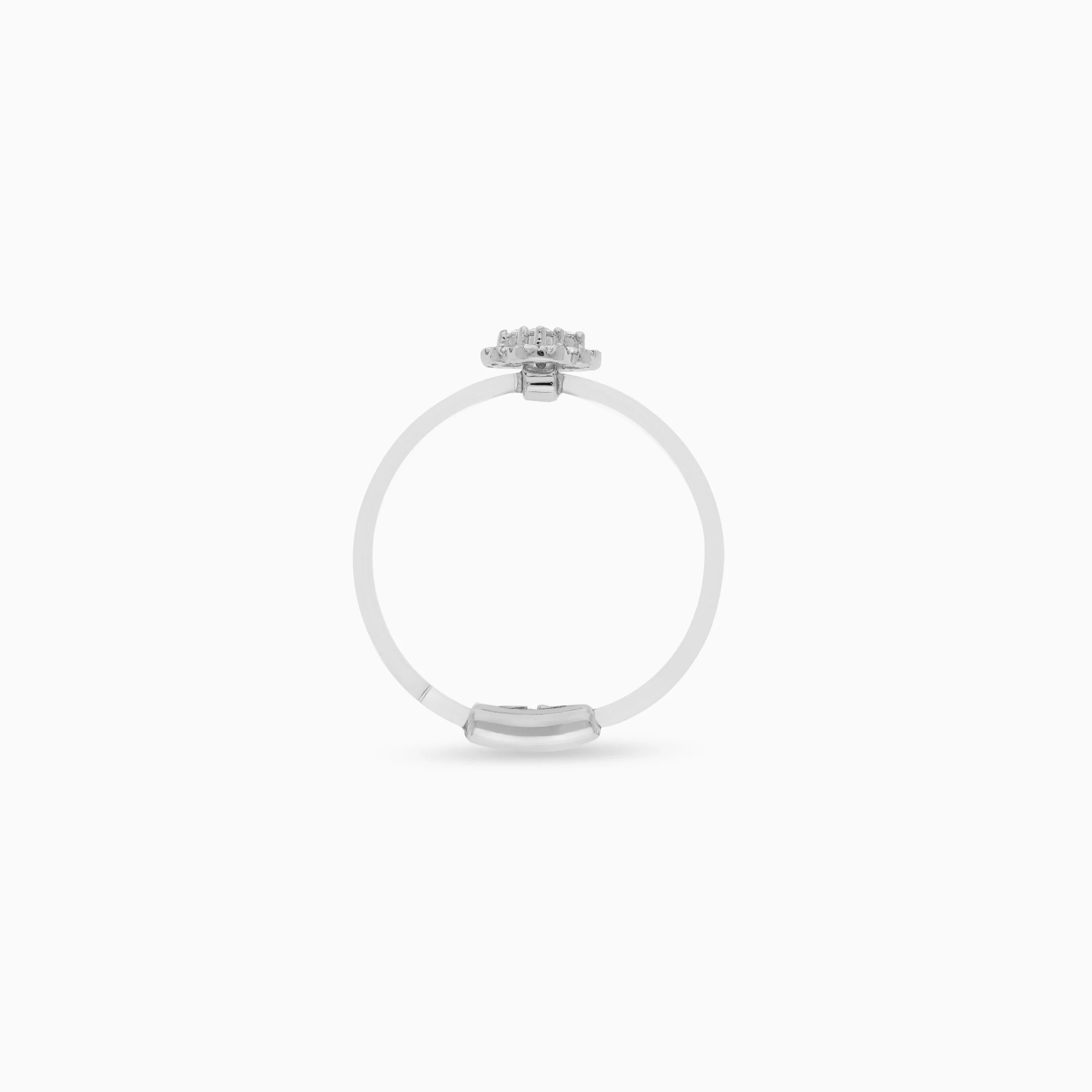 18K White Gold Ring with Fish Thread Design – Floats Collection - Image 4