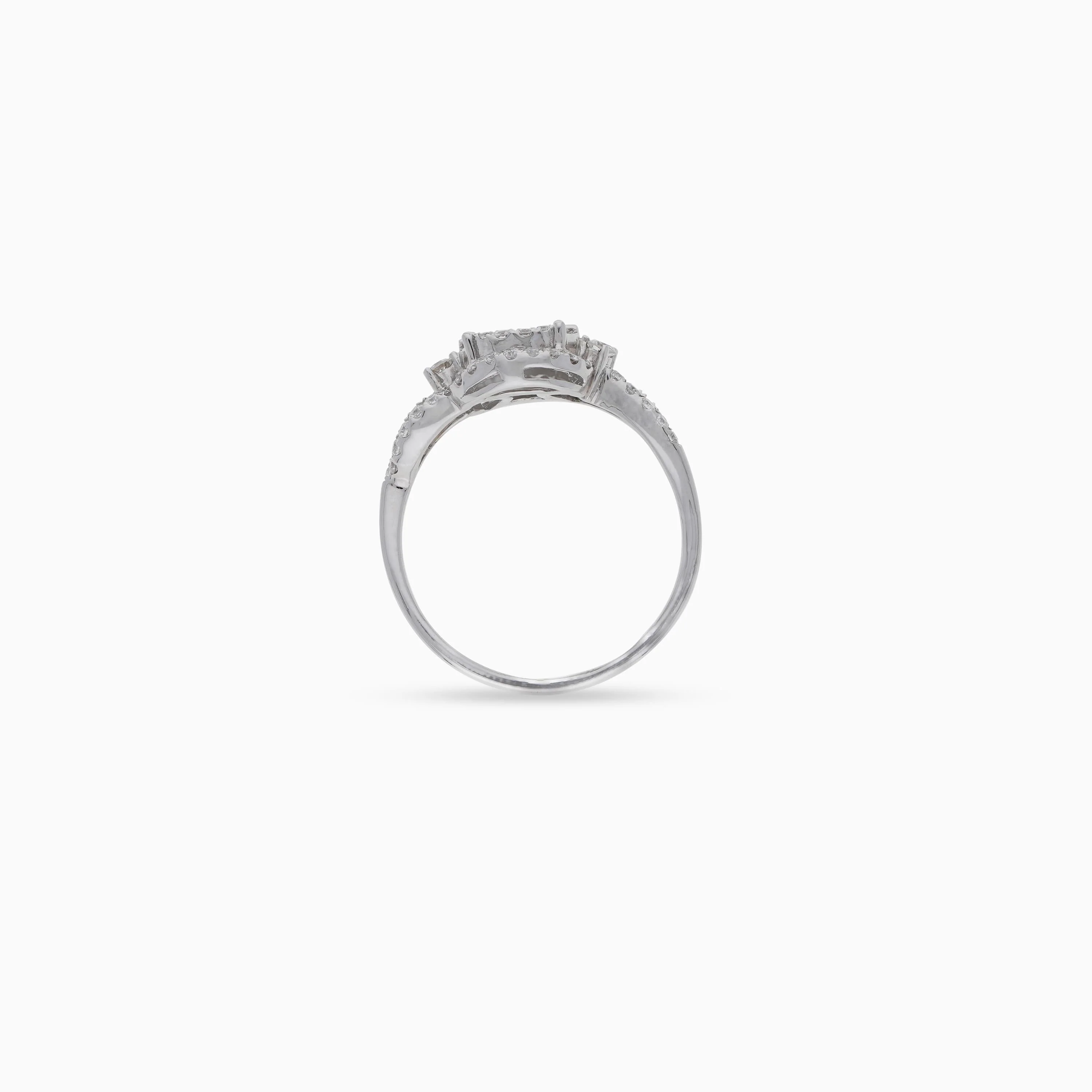 18K WHITE GOLD RING WITH NATURAL DIAMOND STONES - Image 4