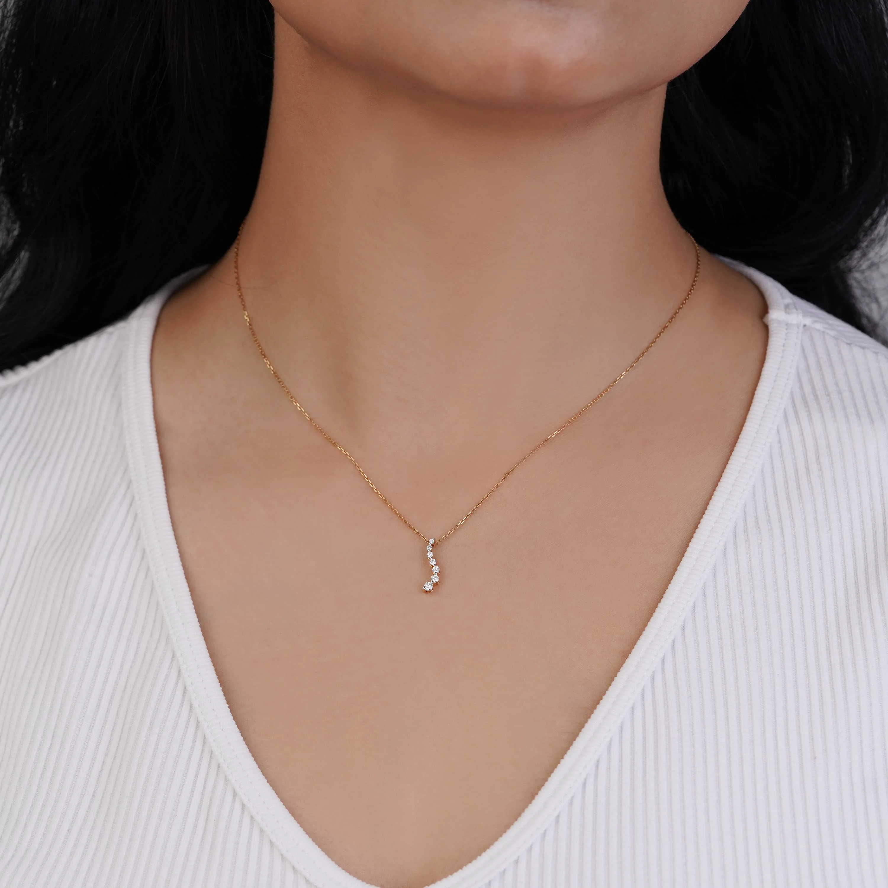 18K Yellow Gold Necklace Adorned with Natural Diamonds - Image 2