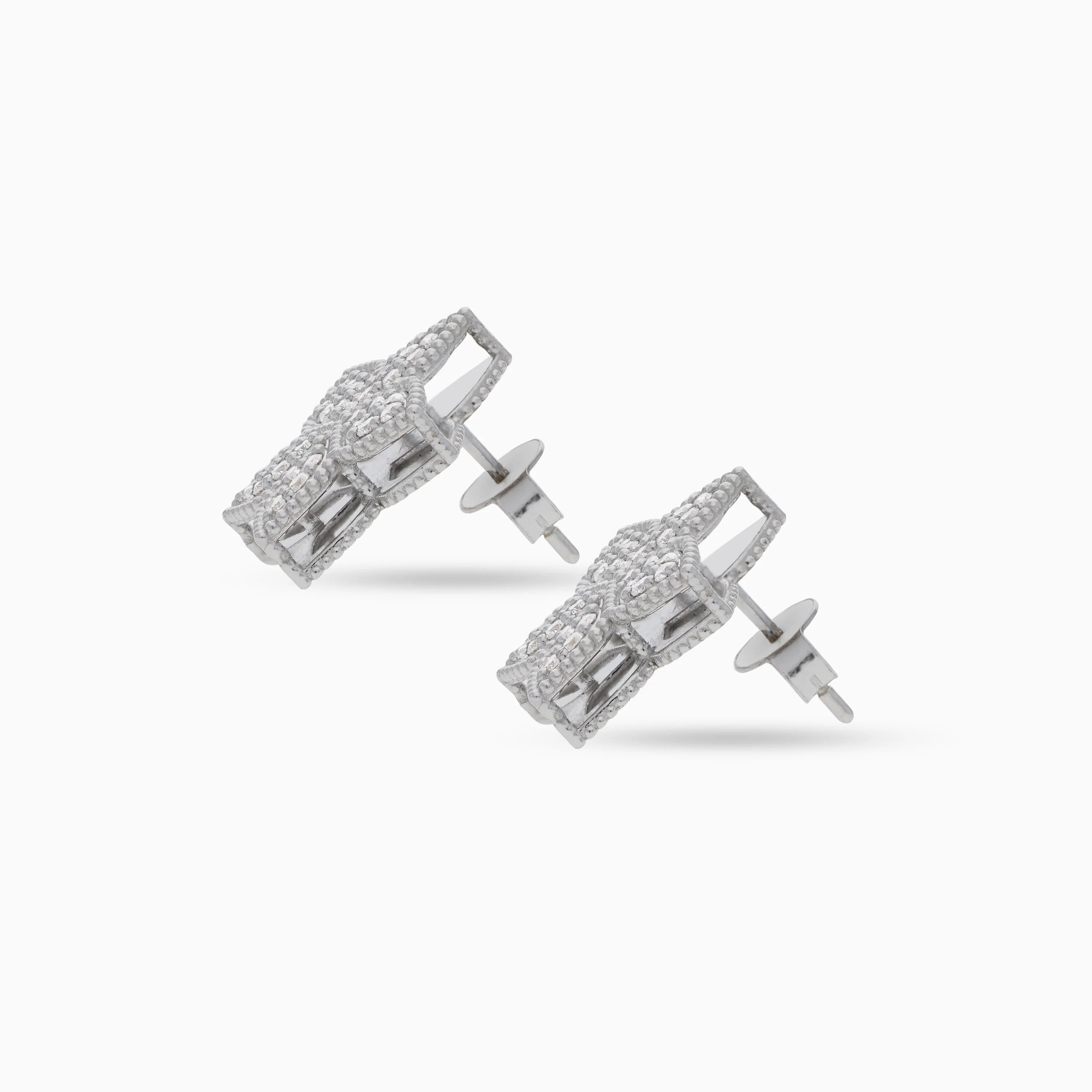 18K WHITE GOLD EARRINGS DECORATED WITH NATURAL DIAMOND STONES - Image 2
