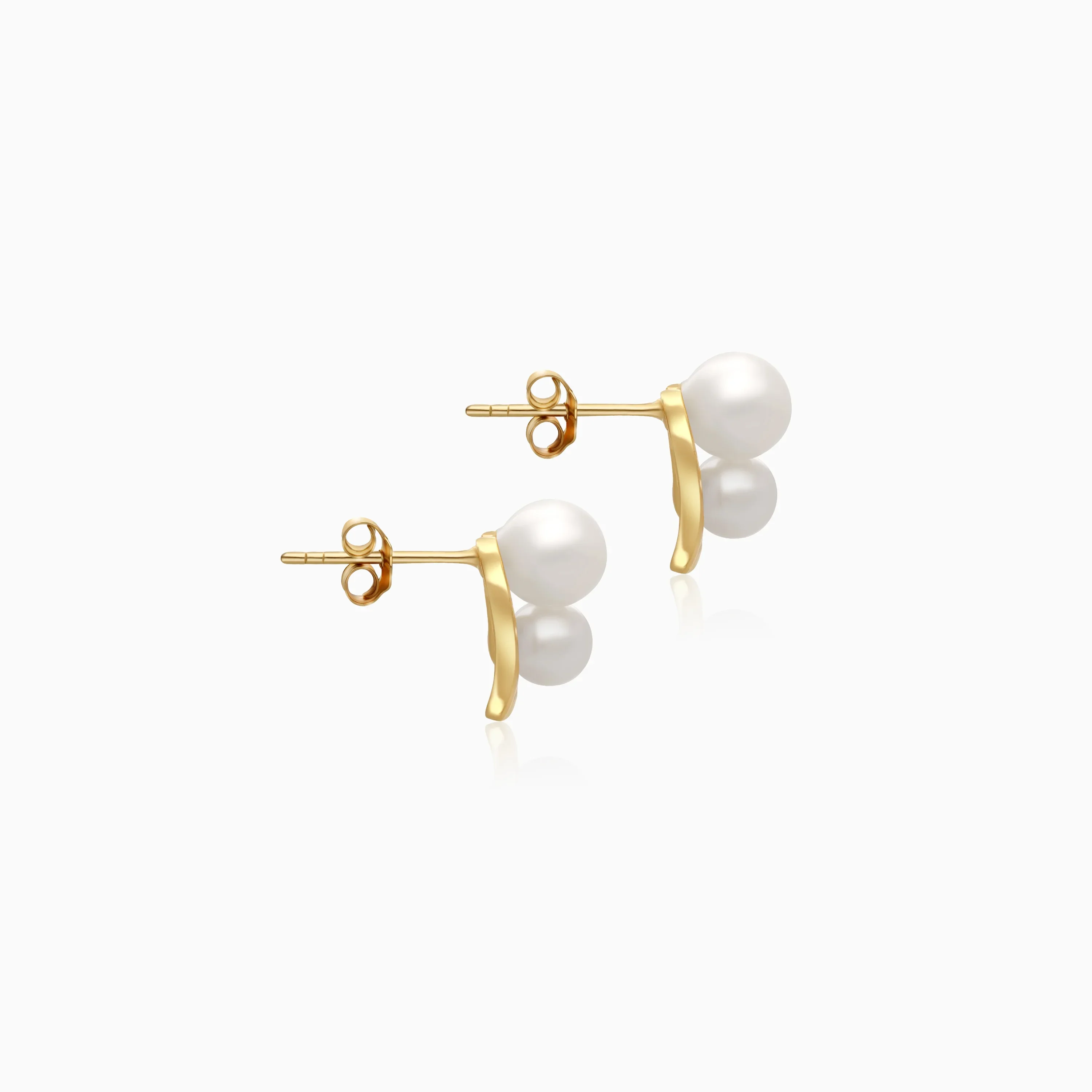 Leaf-Shaped Pearl Earrings in 18K Gold | Danah - Image 4