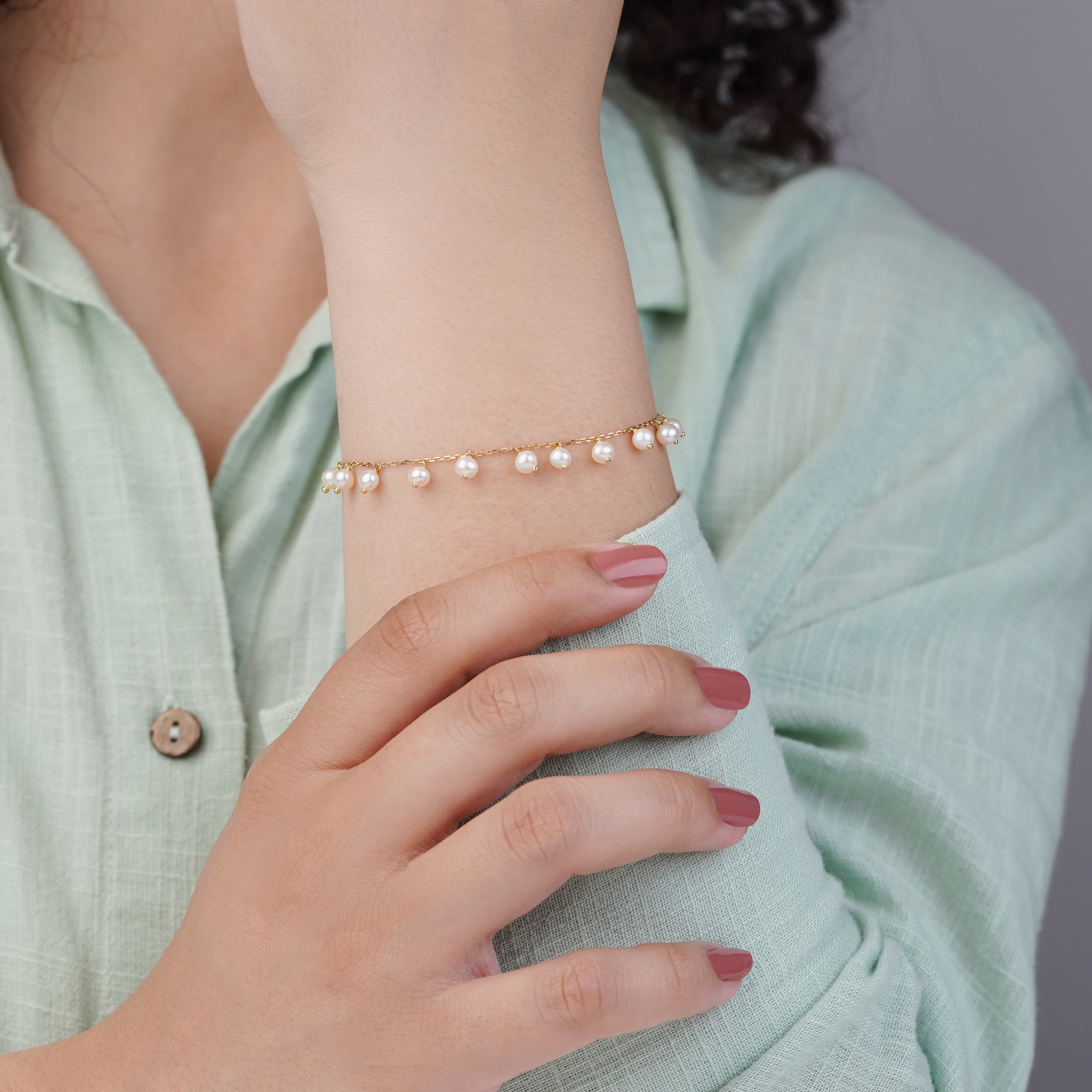 18k yellow gold bracelet decorated with pearls - Danah collection - Image 3