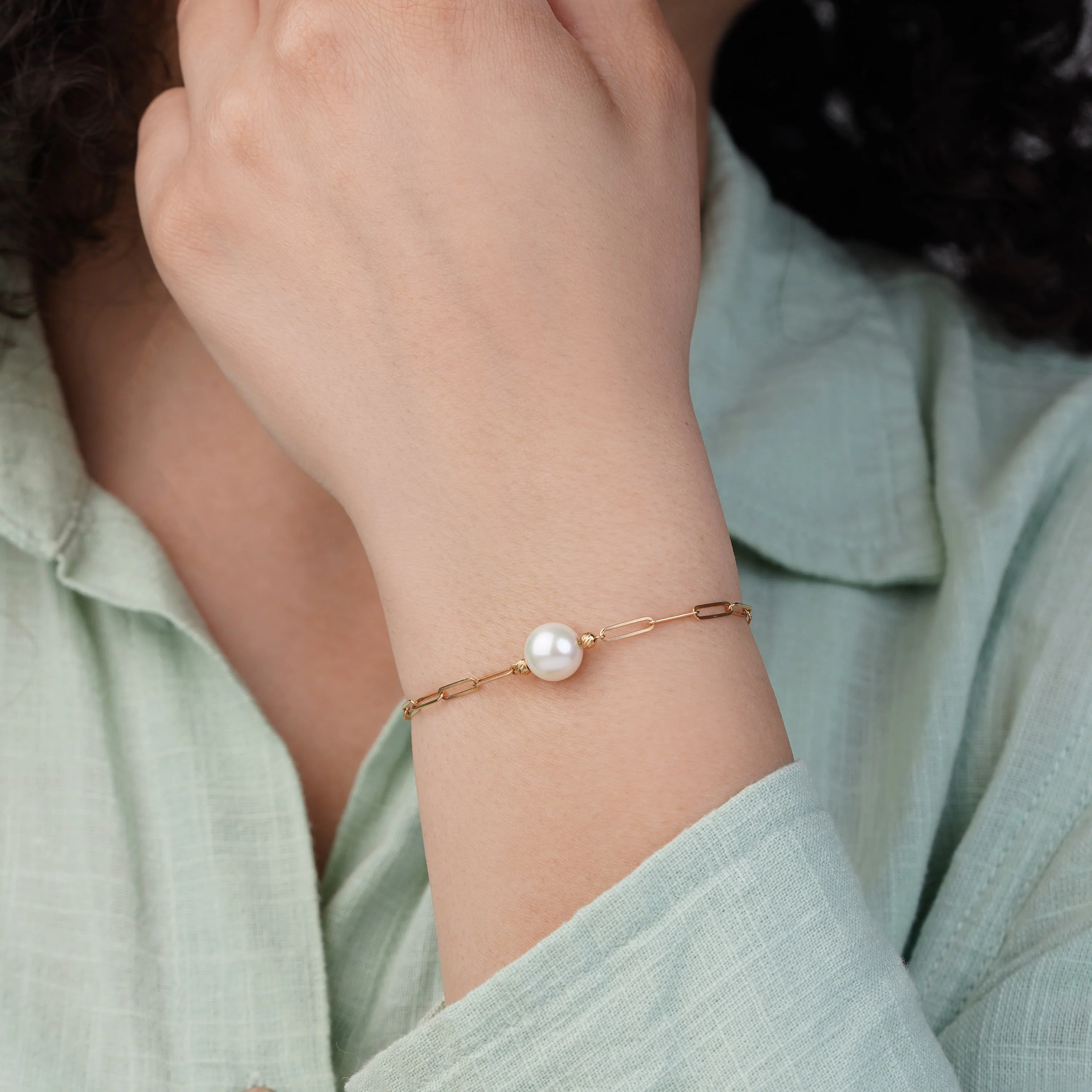 PEARL YELLOW GOLD BRACELET - Image 3