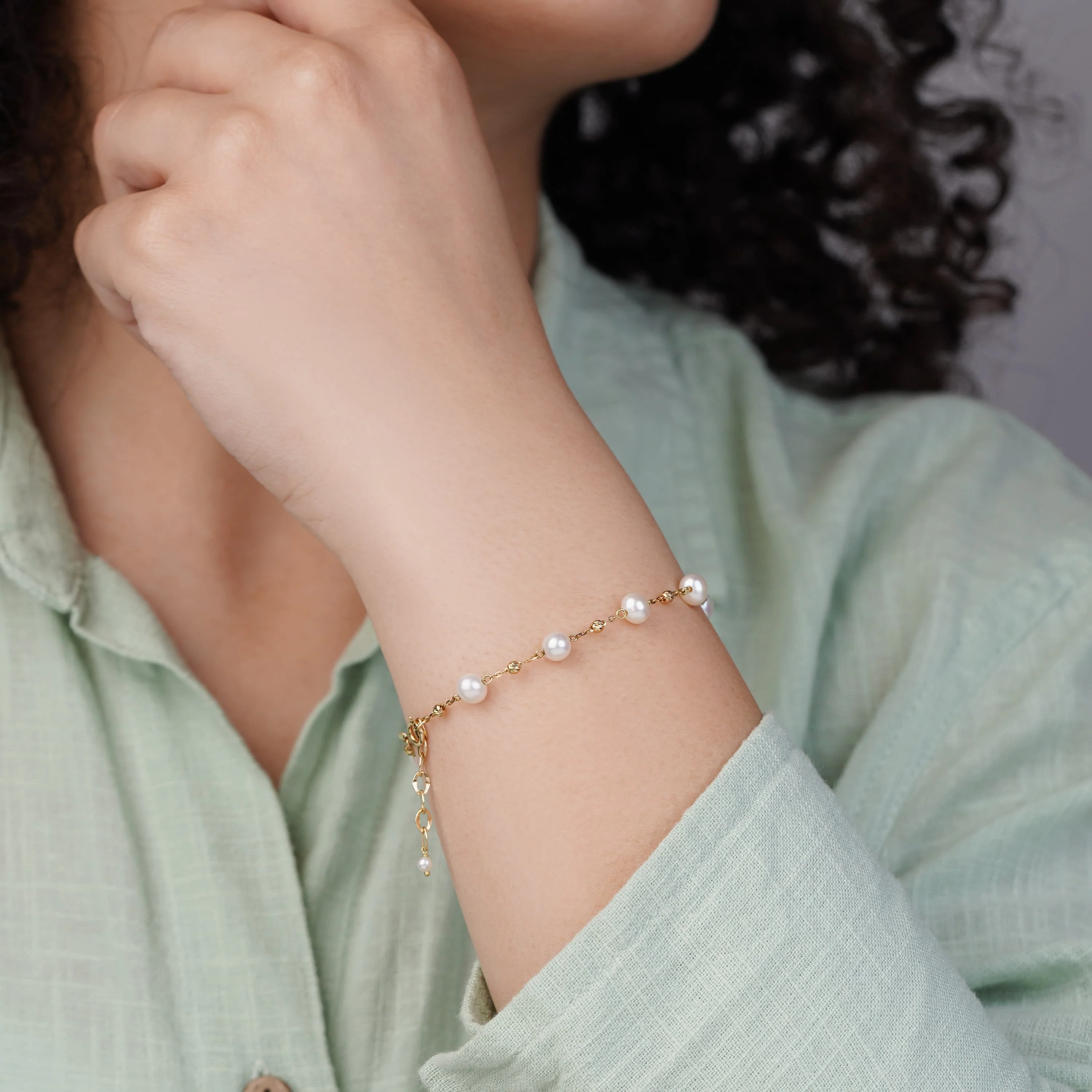 18K Yellow Gold Bracelet Decorated with Pearls | Danah Collection - Image 3