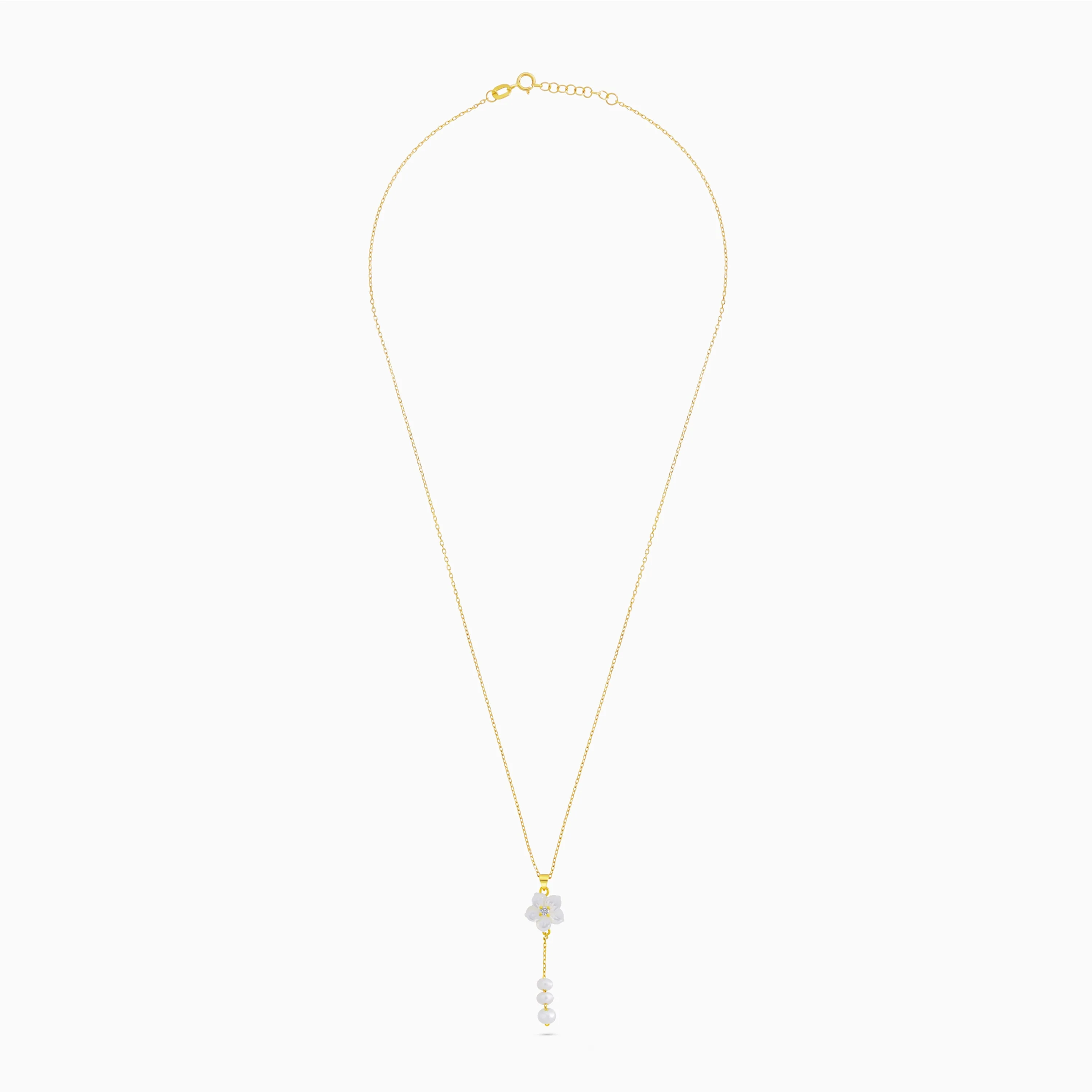 Worood 18K Gold Mother of Pearl Flower Pearl Necklace - Image 3